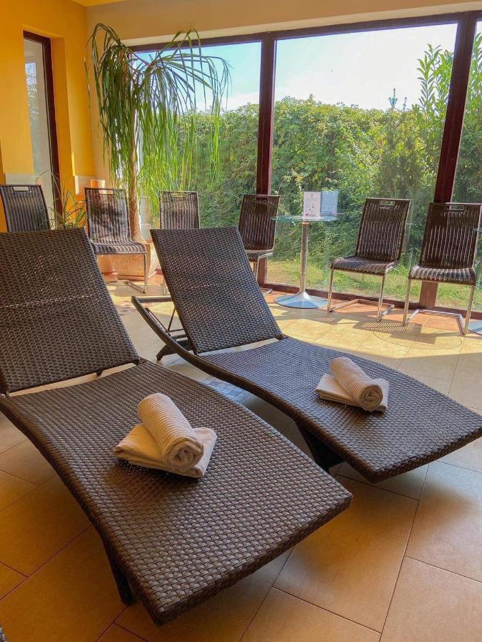 Apartmany, Penzion, Wellness U Zlate Rybky Vyškov Екстериор снимка