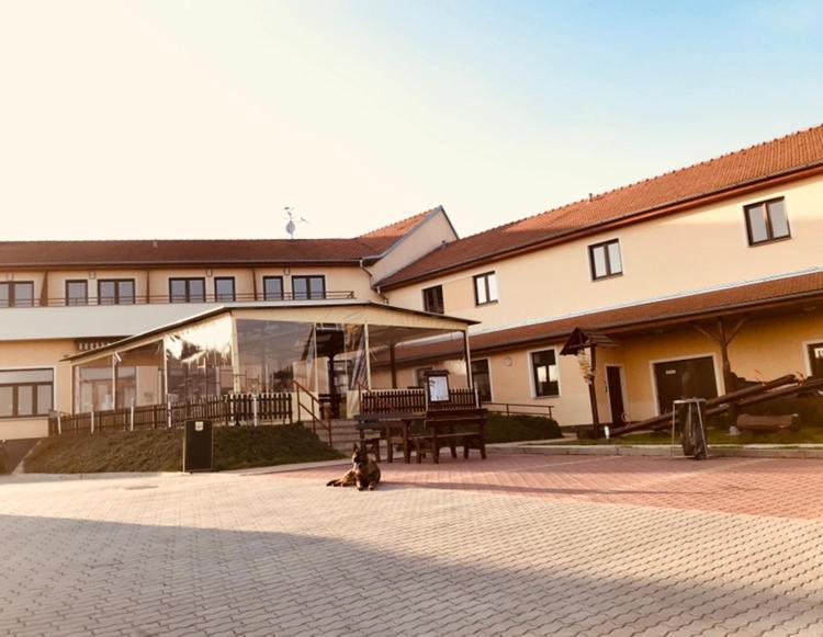 Apartmany, Penzion, Wellness U Zlate Rybky Vyškov Екстериор снимка